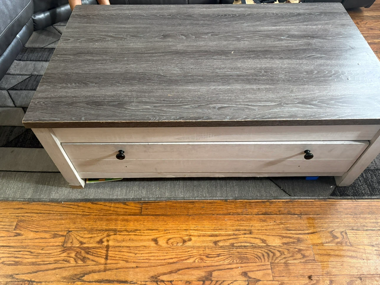 Left coffee table from Ashley - photo 2