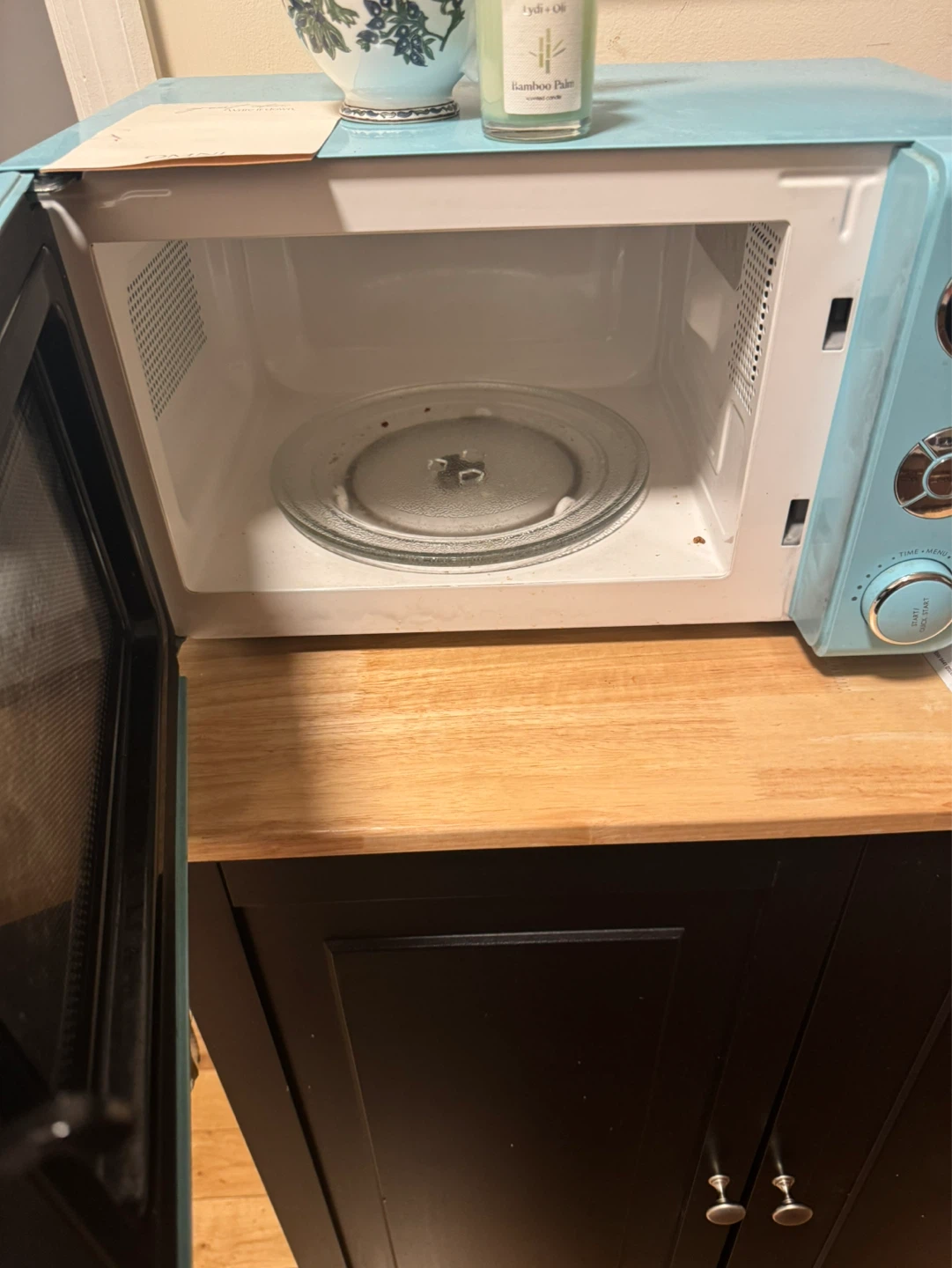 Galanz Retro Microwave - photo 2