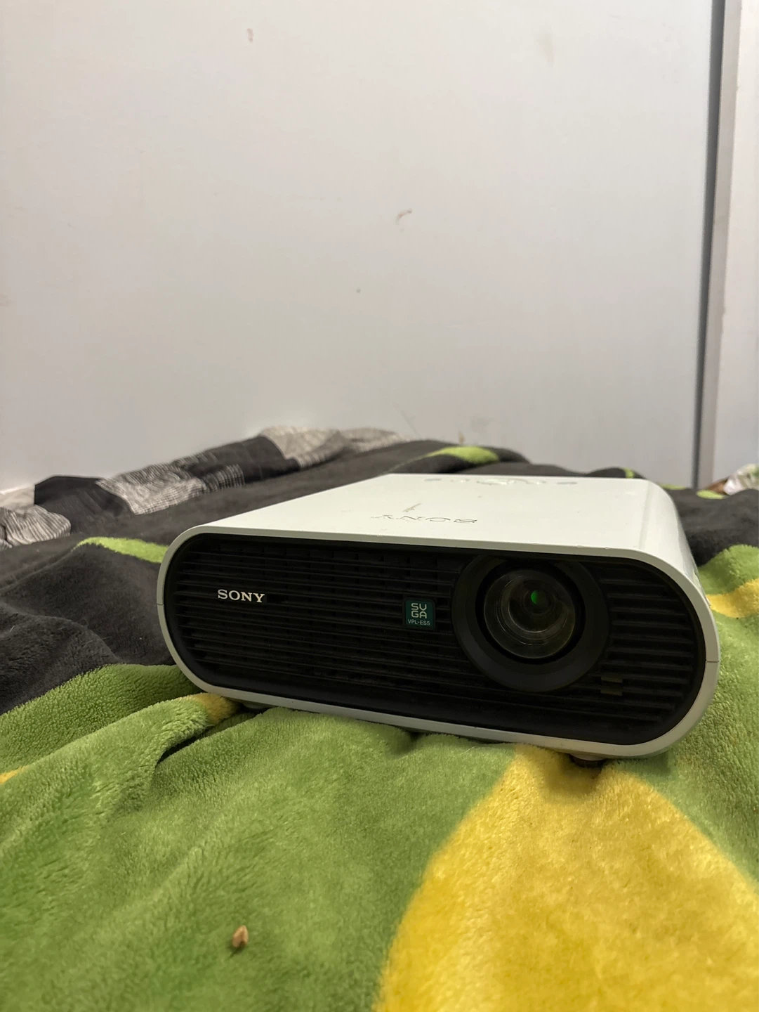 Sony VPL – ES5 project