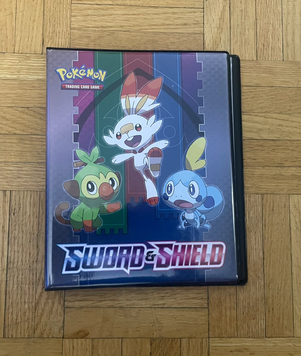 Pokémon Trading Card Binder - Sword & Shield