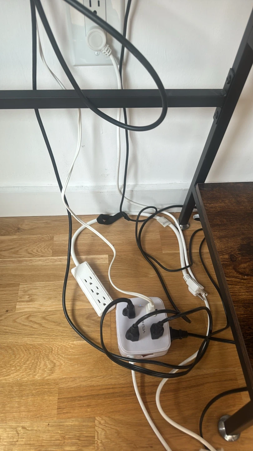 Y-SH Power Strip with USB Ports