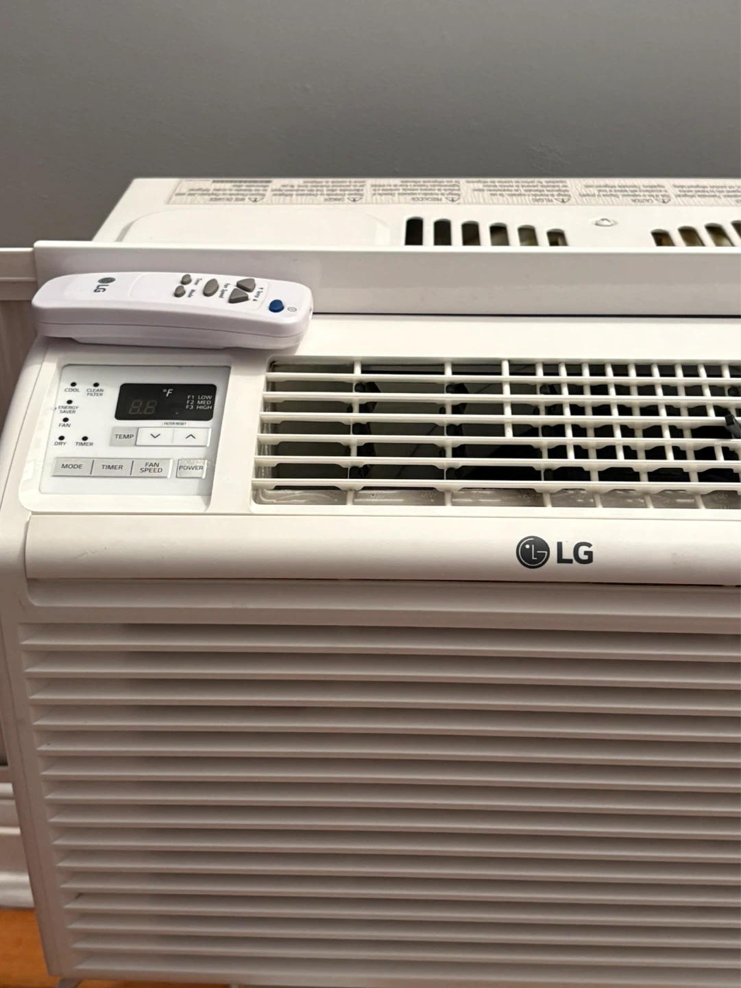 LG Window Air Conditioner with Remote - photo 5