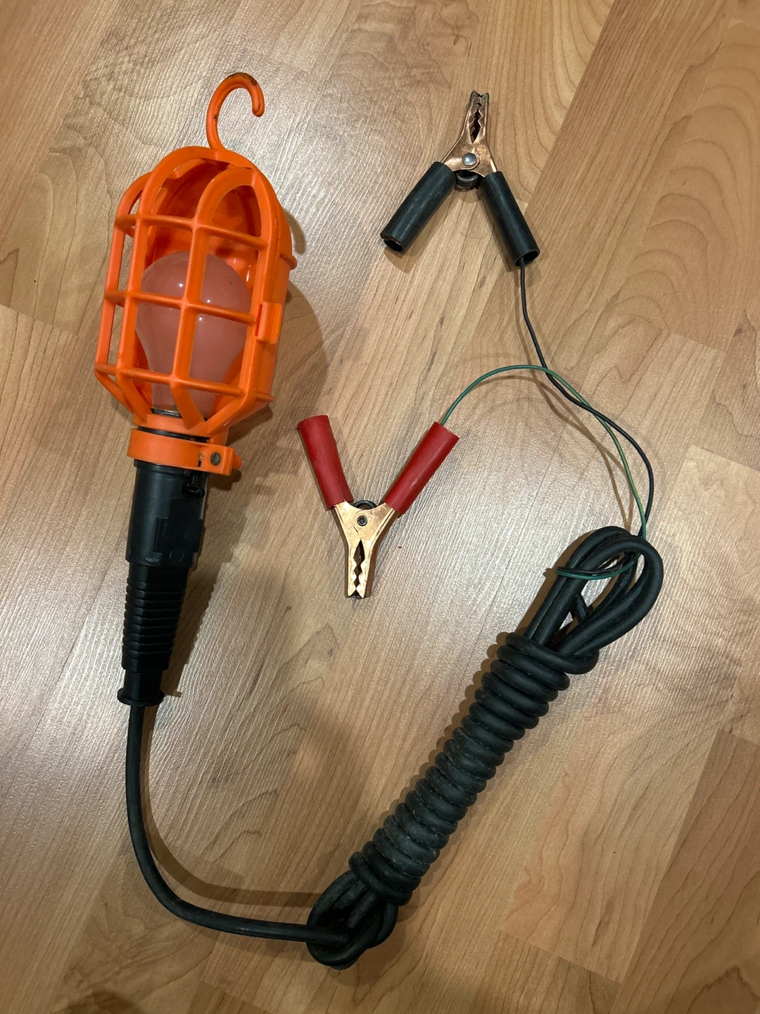 Trouble Light with Jumper Cables