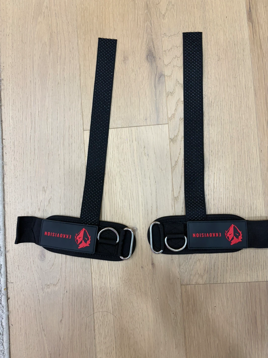 Brand new Ekkovision gym lifting straps
