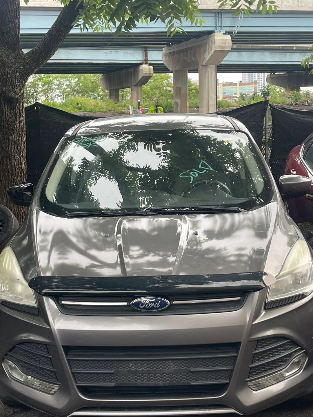 Ford Escape SUV - photo 2