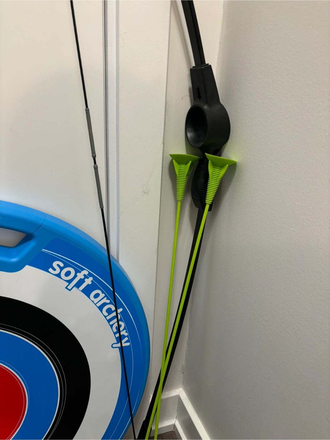 Archery with Bow and Arrows - photo 2