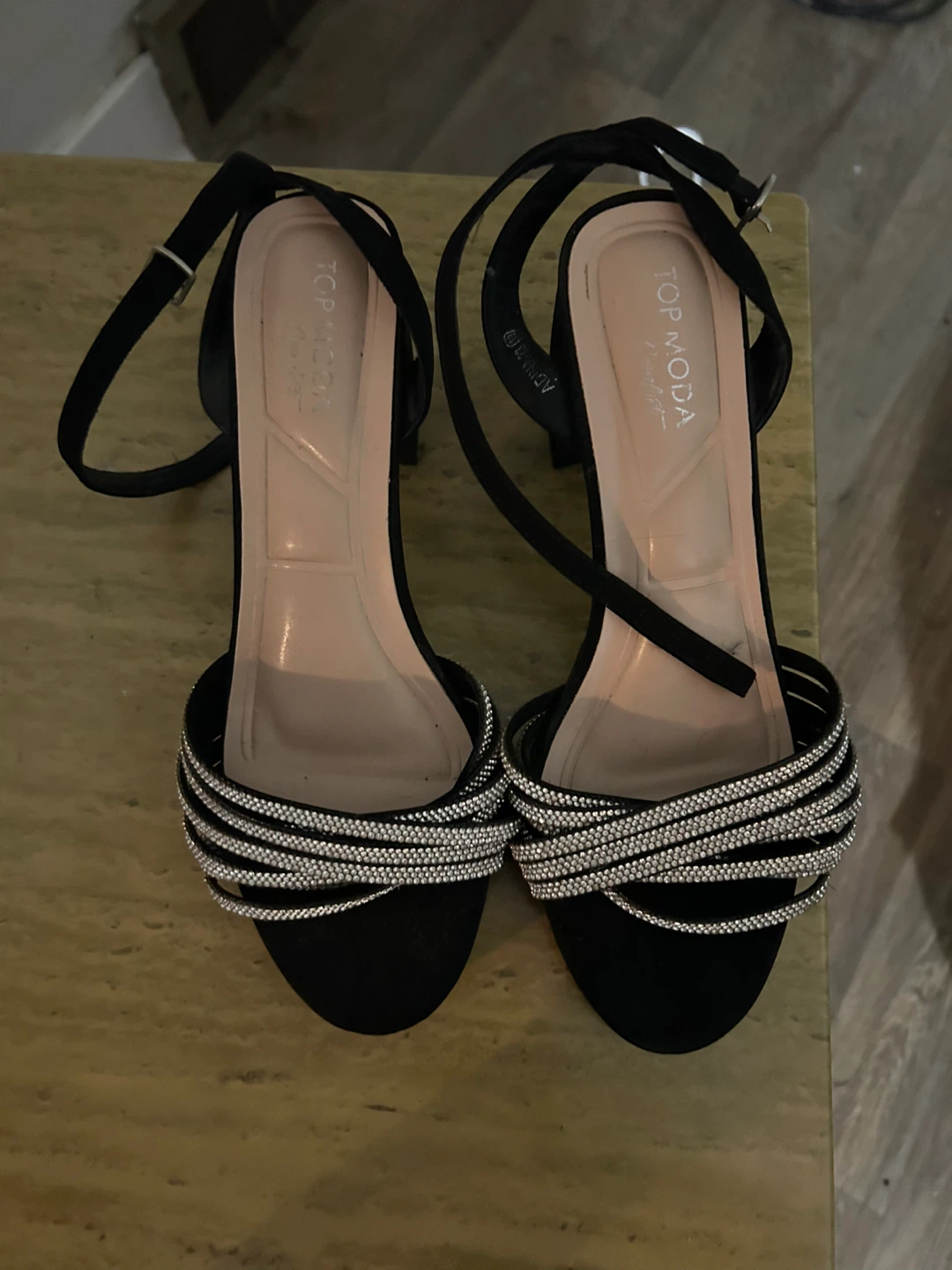 TOP MODA Black Strappy Heels with Rhinestones