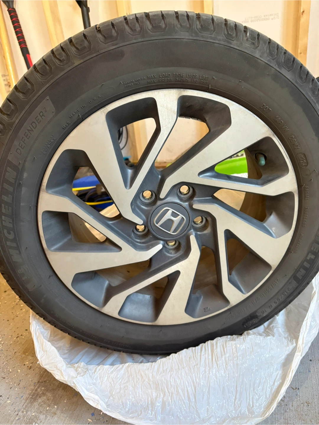 Tire - photo 3