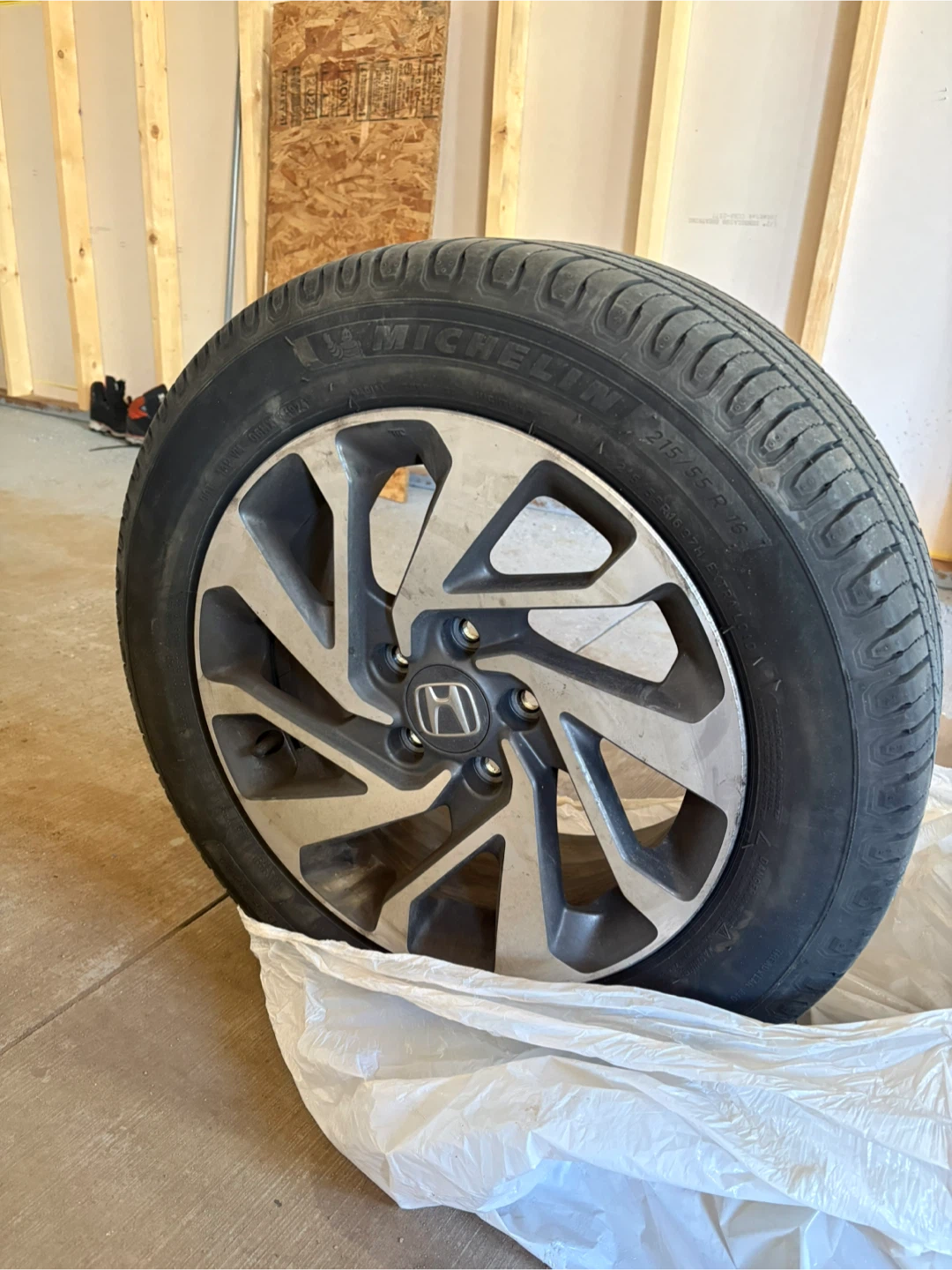 Tire - photo 4