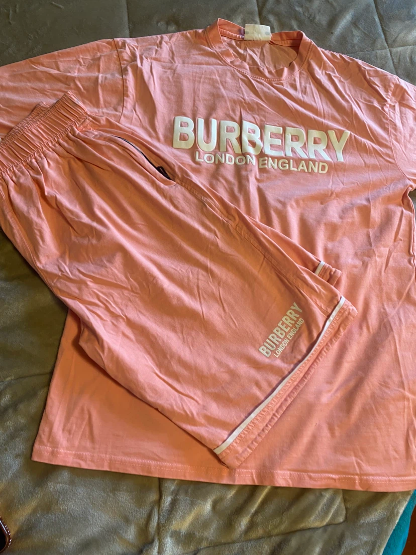Burberry London England T-Shirt and Shorts Set - photo 3