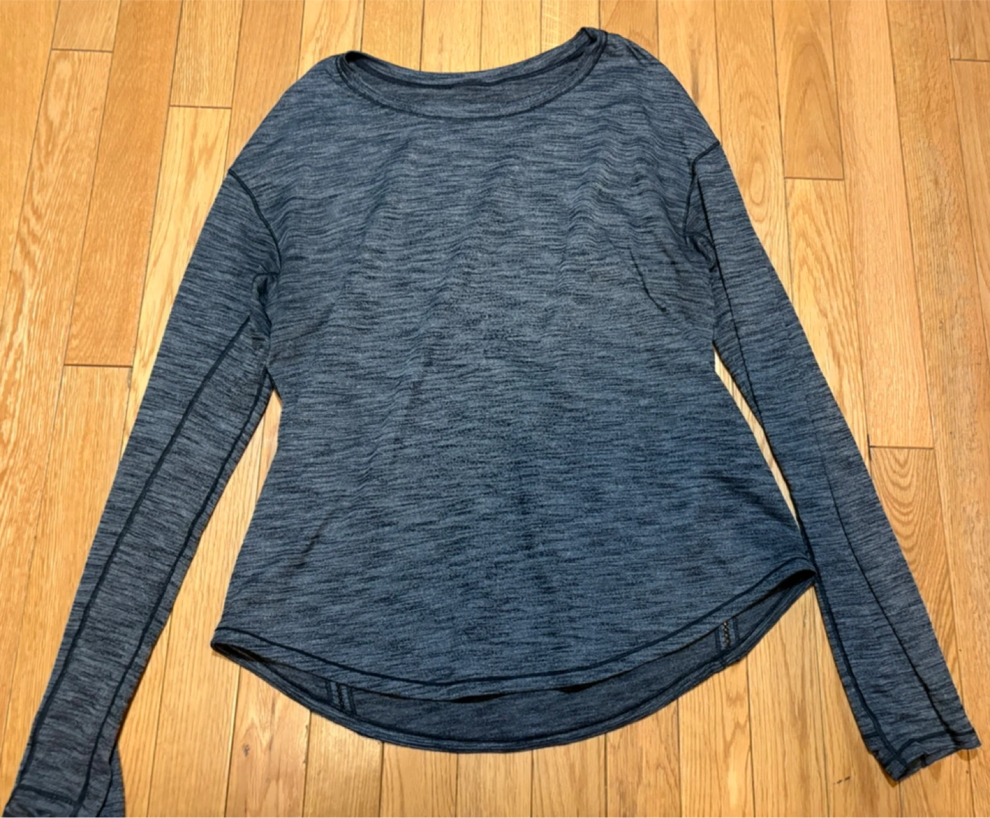 Lululemon Long Sleeve Athletic Top - photo 2