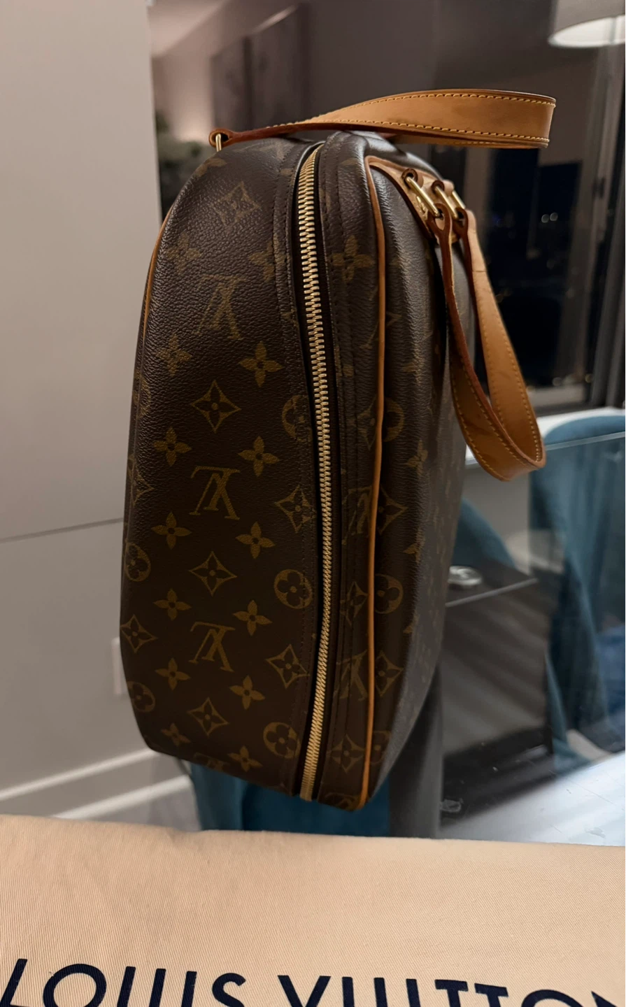 Louis Vuitton Excursion Monogram Bag Authentic LV - photo 5