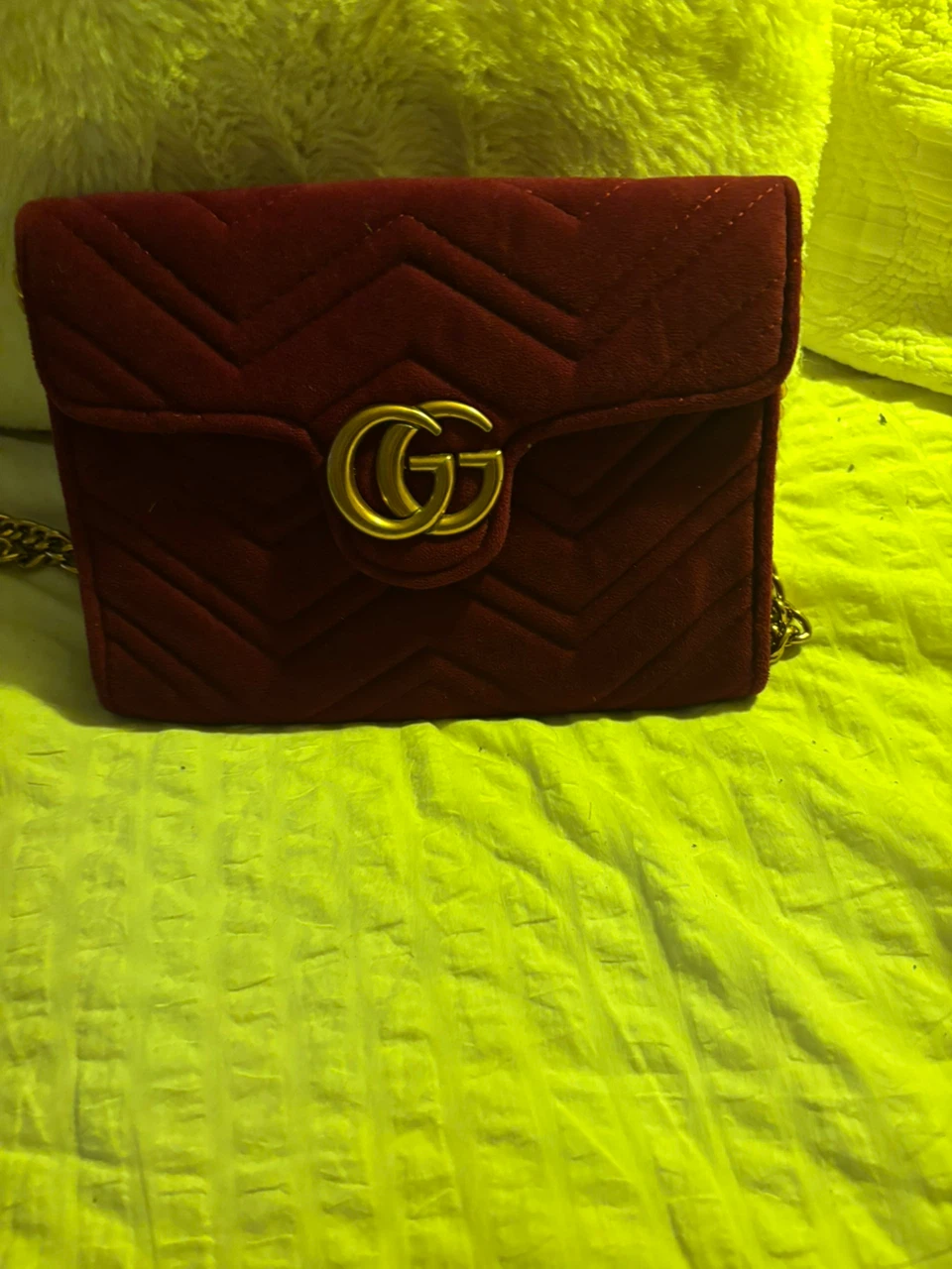 Gucci Velvet Shoulder Bag - Red