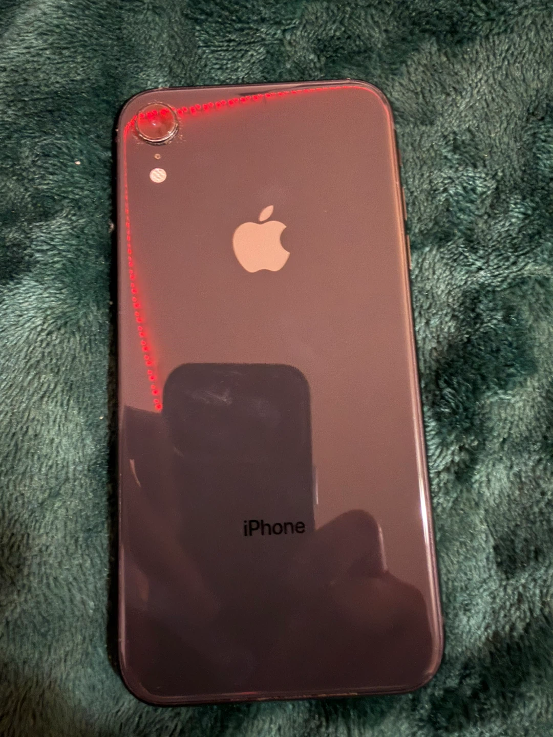 BUYING BROKEN PHONES!! Prices below⬇️