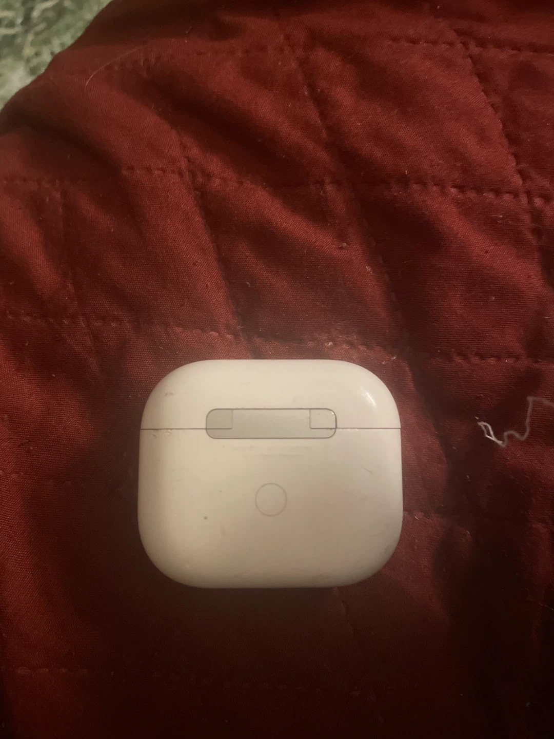 Apple AirPods Pro Charging Case - photo 3