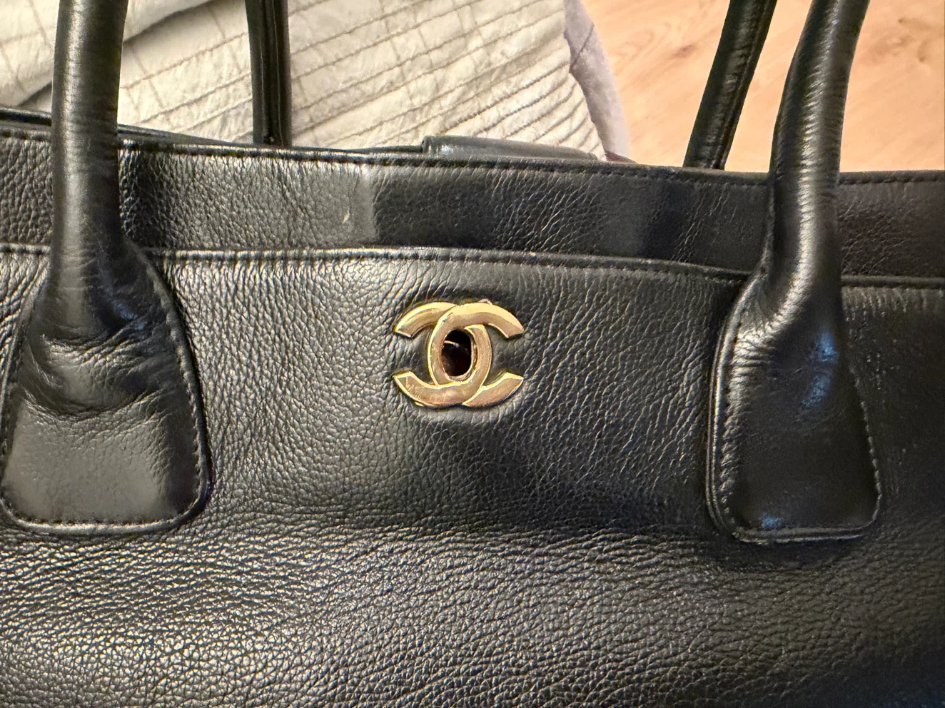 Chanel Black Leather Tote Bag - photo 3
