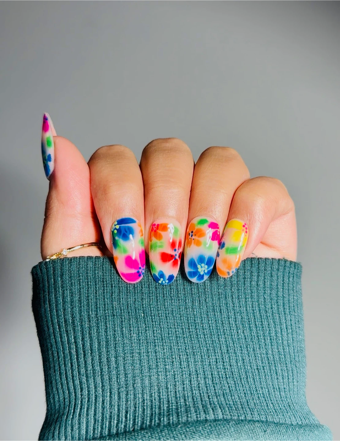 Affordable nail services - photo 2