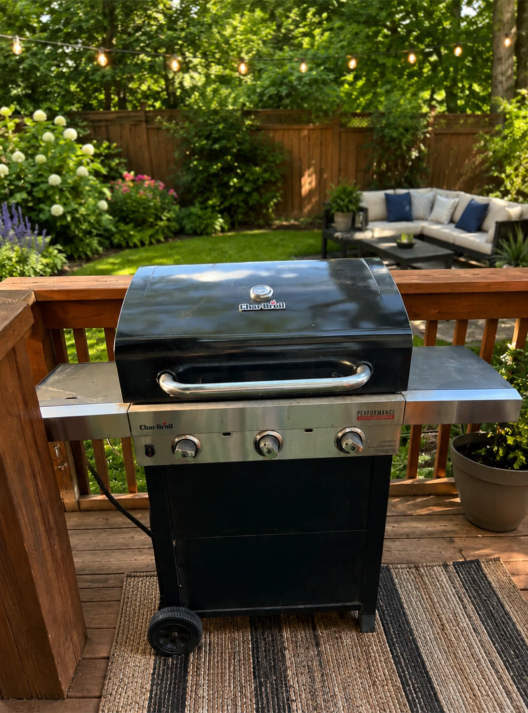 Char-Broil  Gas Grill