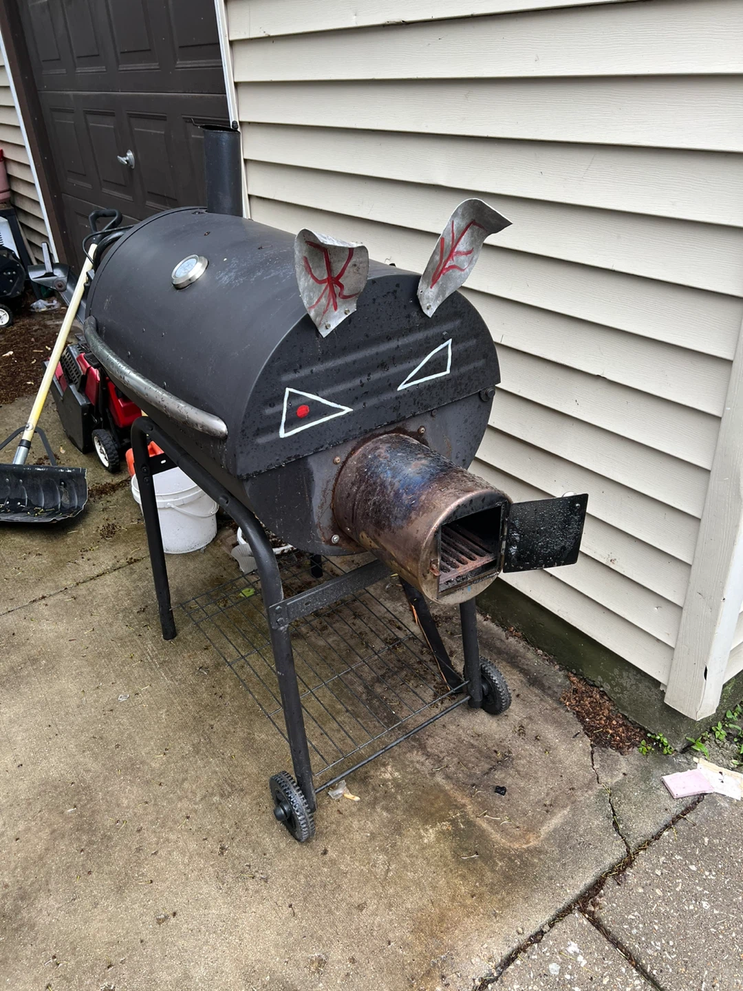 2 custom Smoker BBQ Grill with Pig Face Design