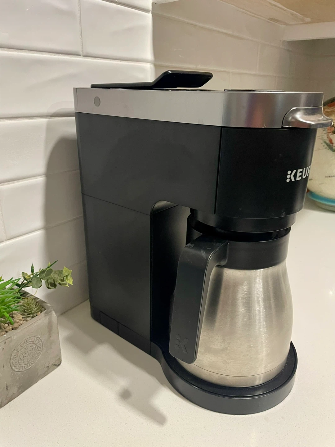 Keurig Coffee Maker with Thermal Carafe - photo 2