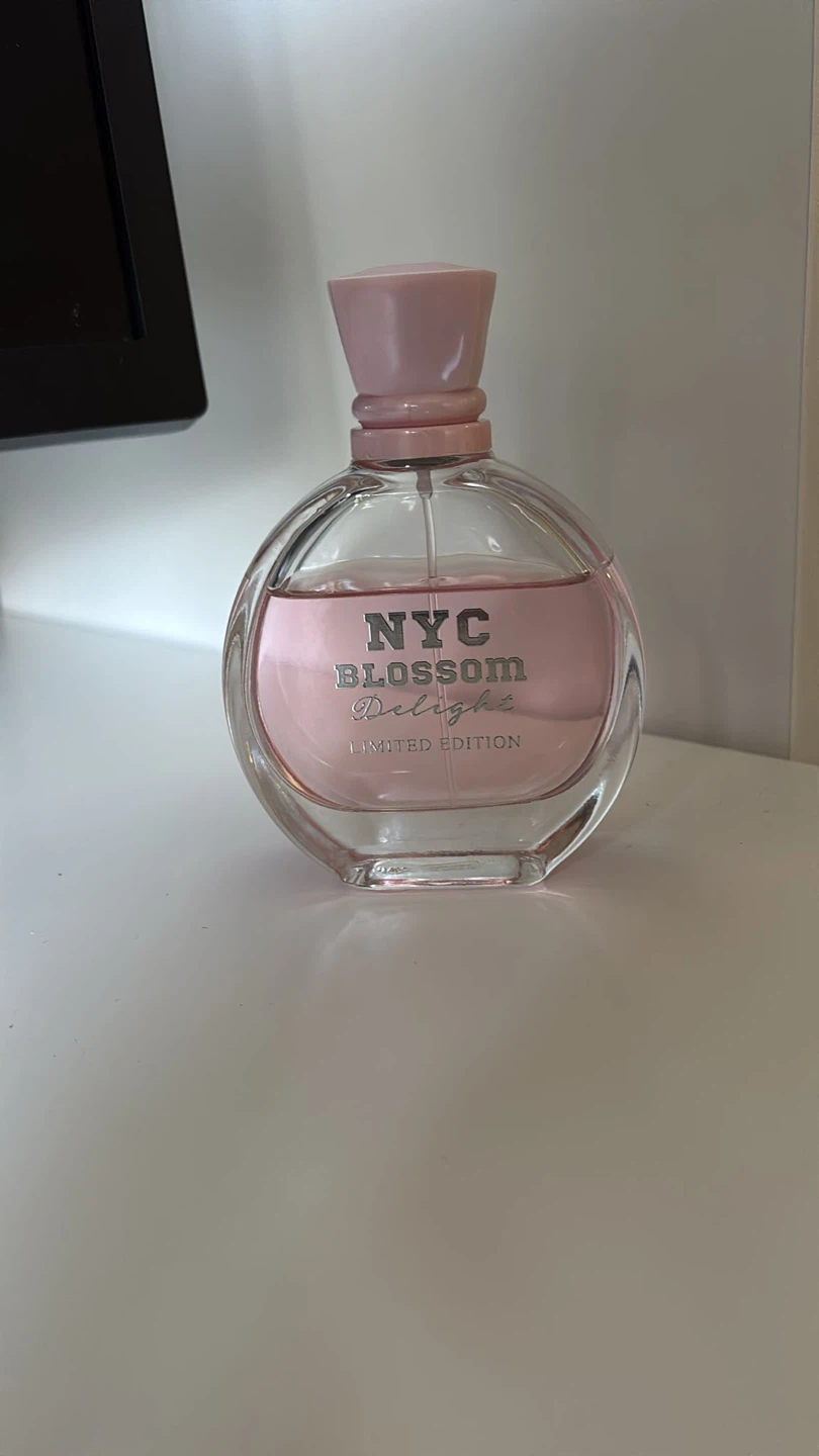 NYC Blossom Delight Limited Edition Perfume #freecycle