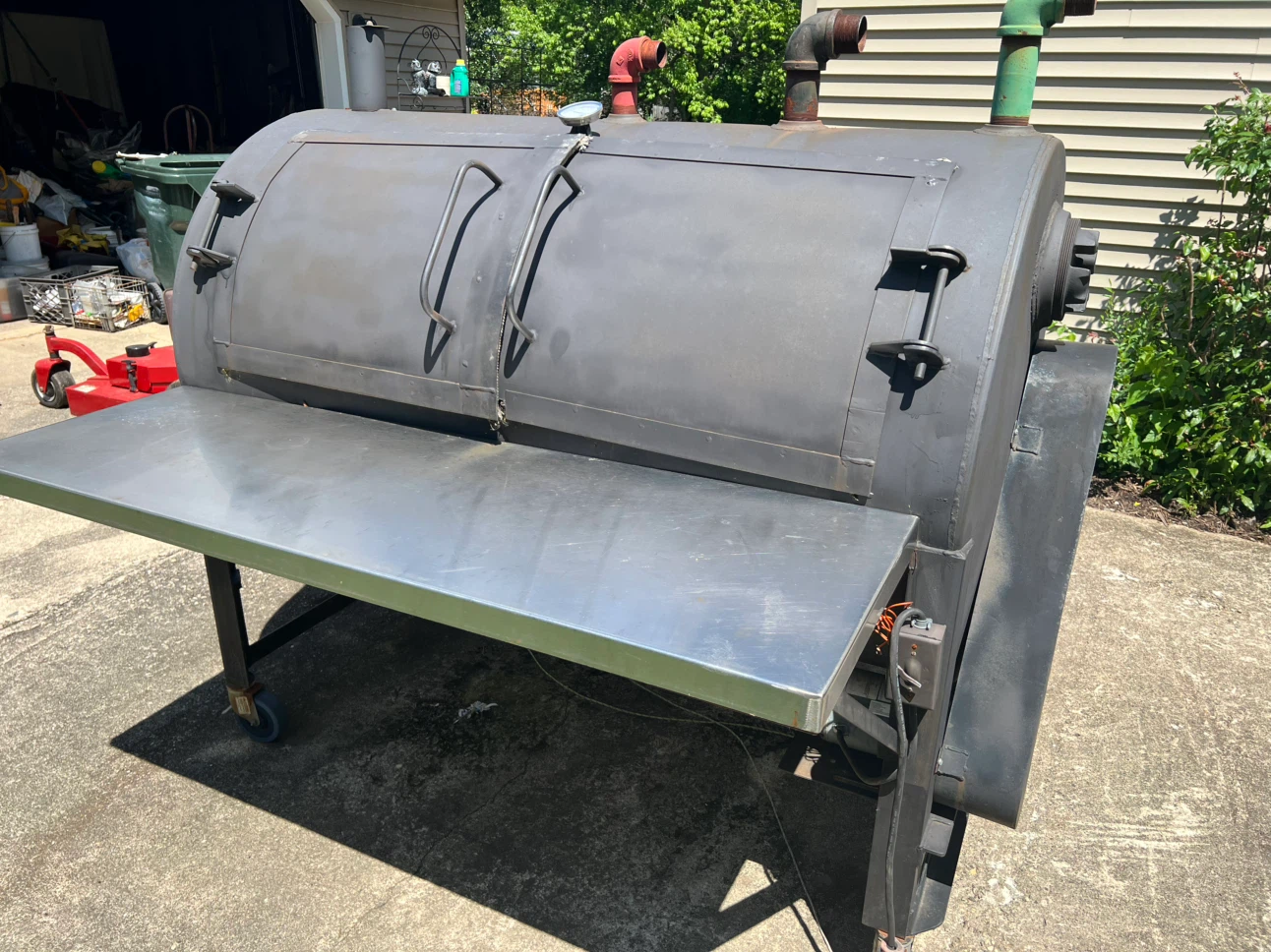 Grill BBQ, large 36” electric rotating grill.