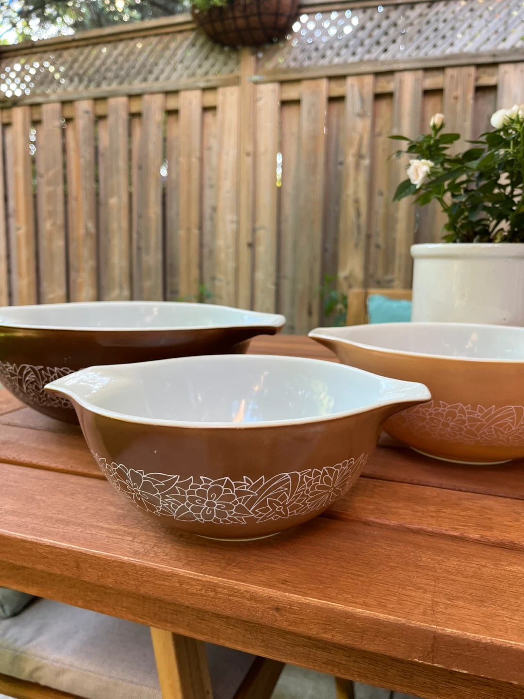 Pyrex Mixing Bowls Set