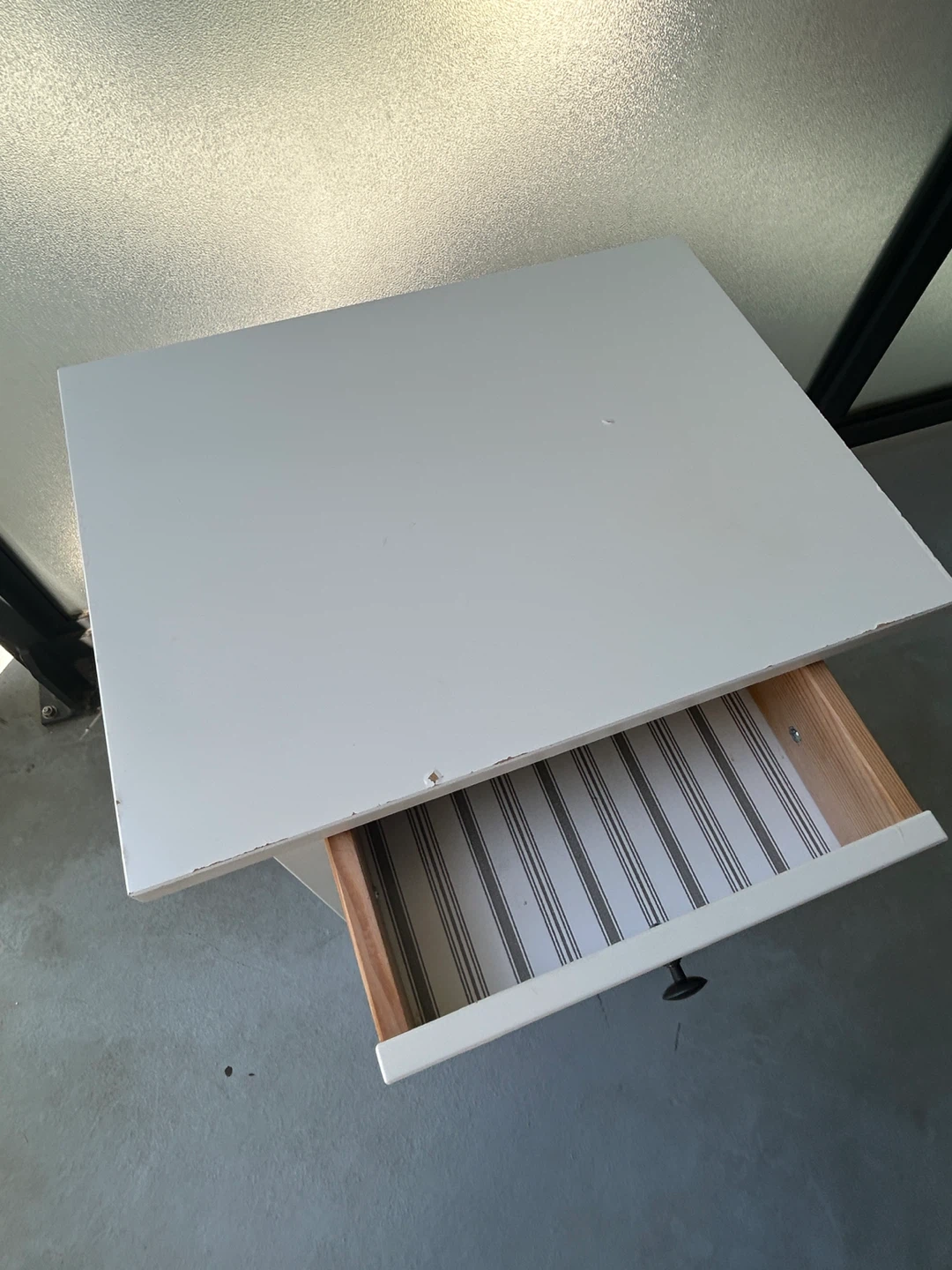 White Side Table with Drawer - photo 3