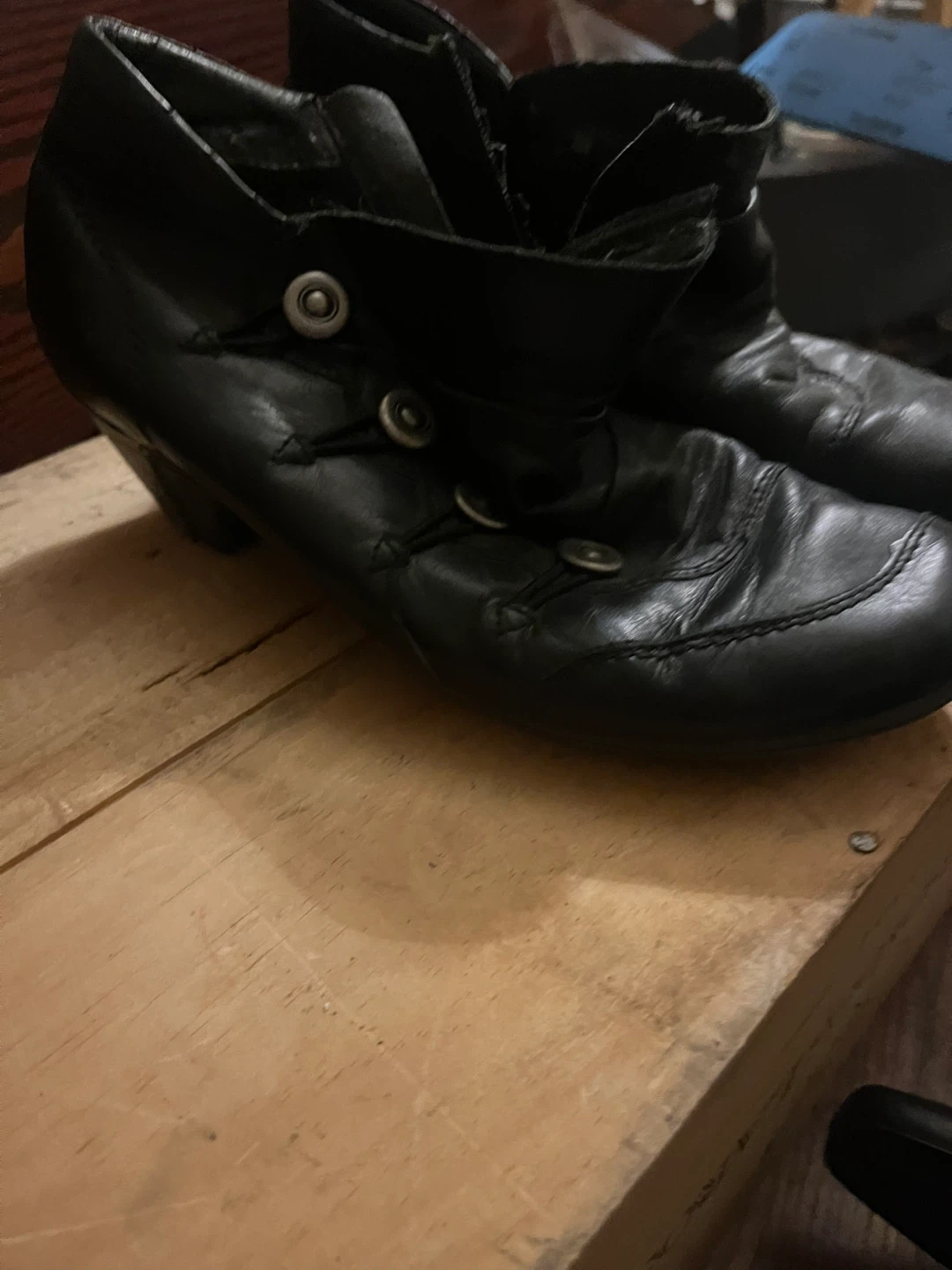 R&D Black Leather Ankle Boots with Buttons - photo 2
