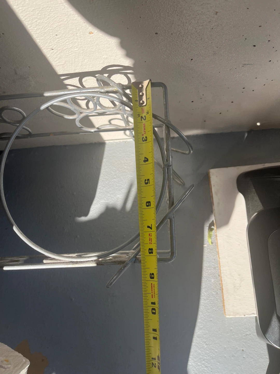 Wire Dog Paw Plant Stand - photo 4