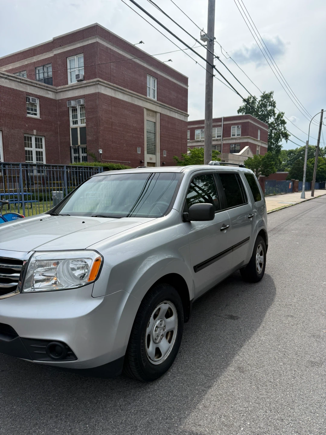 2015 Honda Pilot LX AWD 4X4 - photo 2