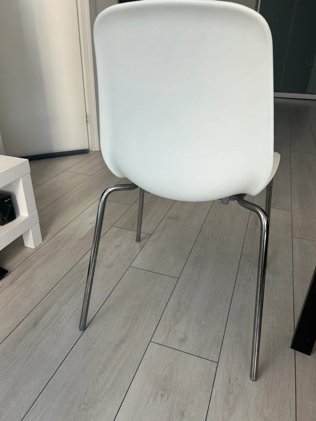 IKEA white chair - photo 4