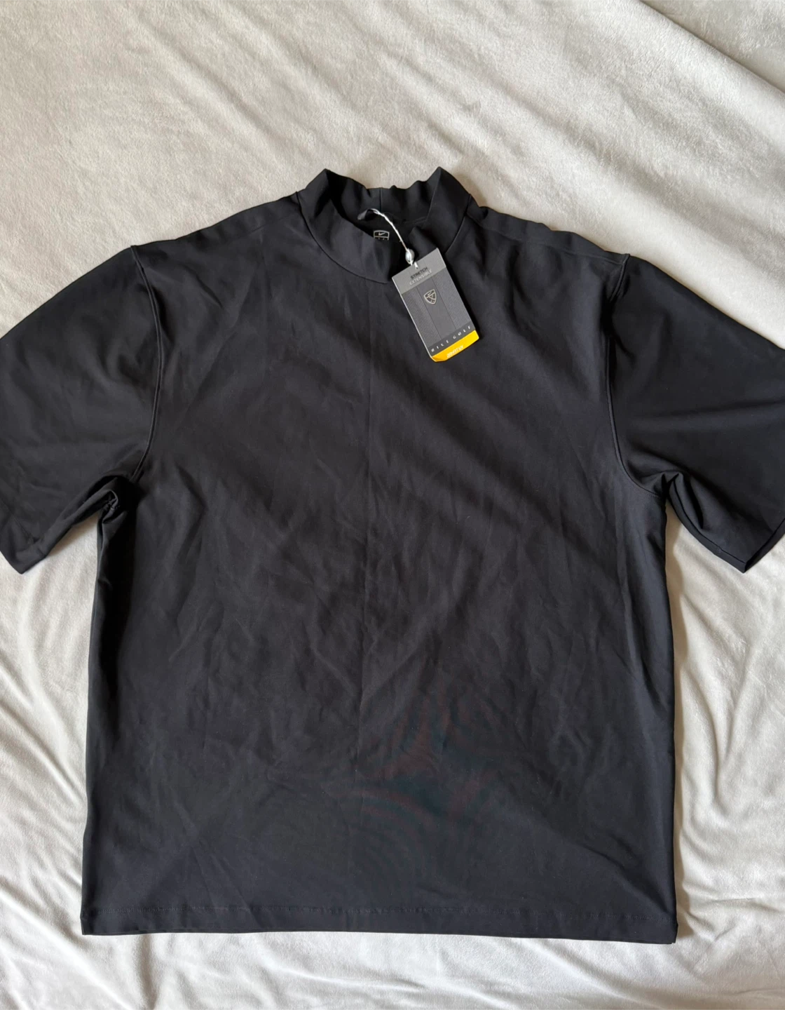 2 BNWT Under Armour black ls top+ Nike Tiger Woods black ss top