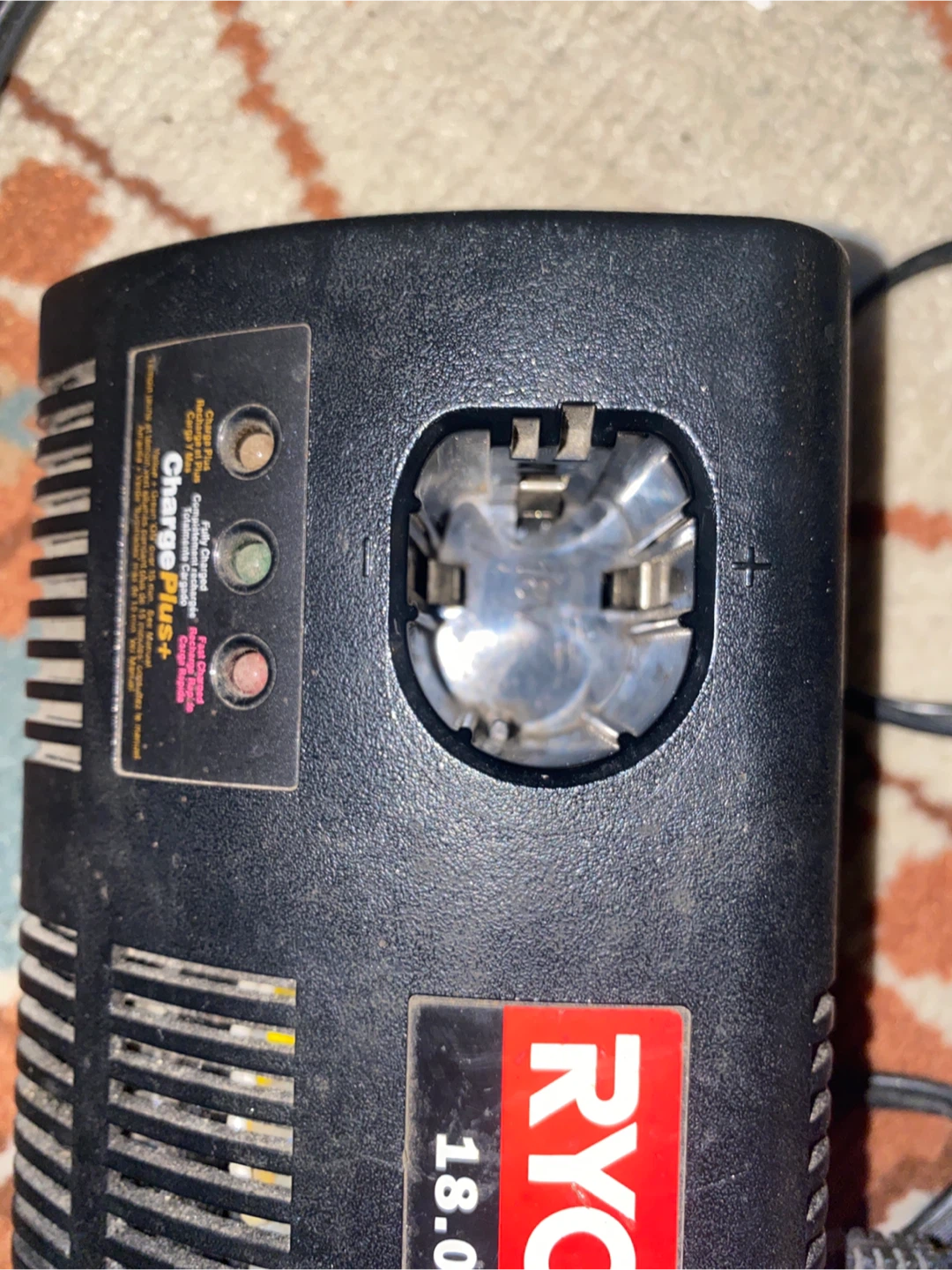 Ryobi 18V Battery Charger - photo 2