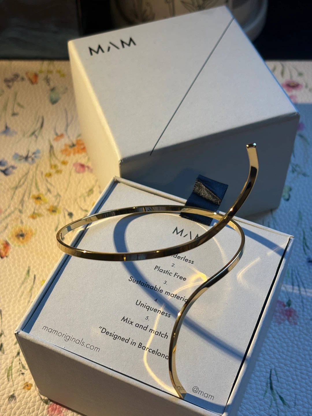 Adjustable spiral metal bracelet - photo 3