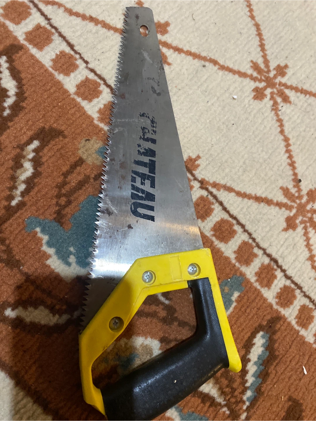 Chateau Hand Saw