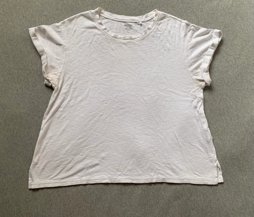 Buffalo David Bitton White T-Shirt - Ladies Size XL
