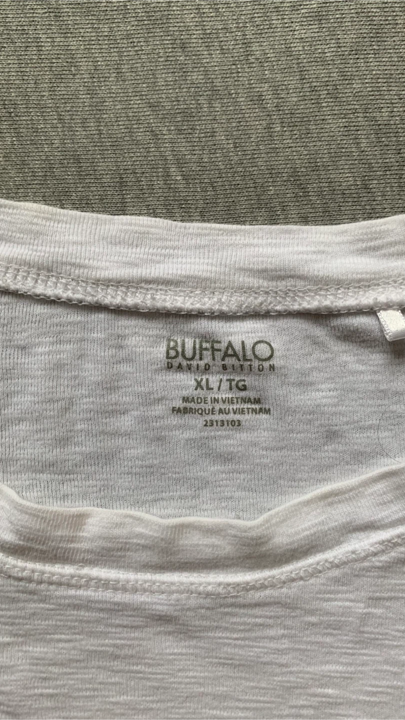 Buffalo David Bitton White T-Shirt - Ladies Size XL - photo 3