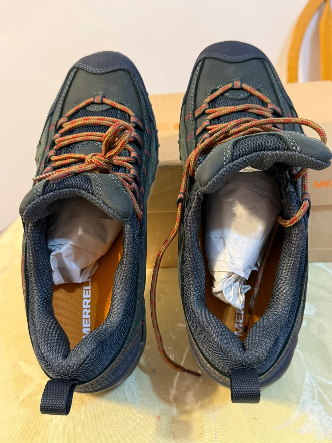MERRELL HIKING SHOES - photo 5