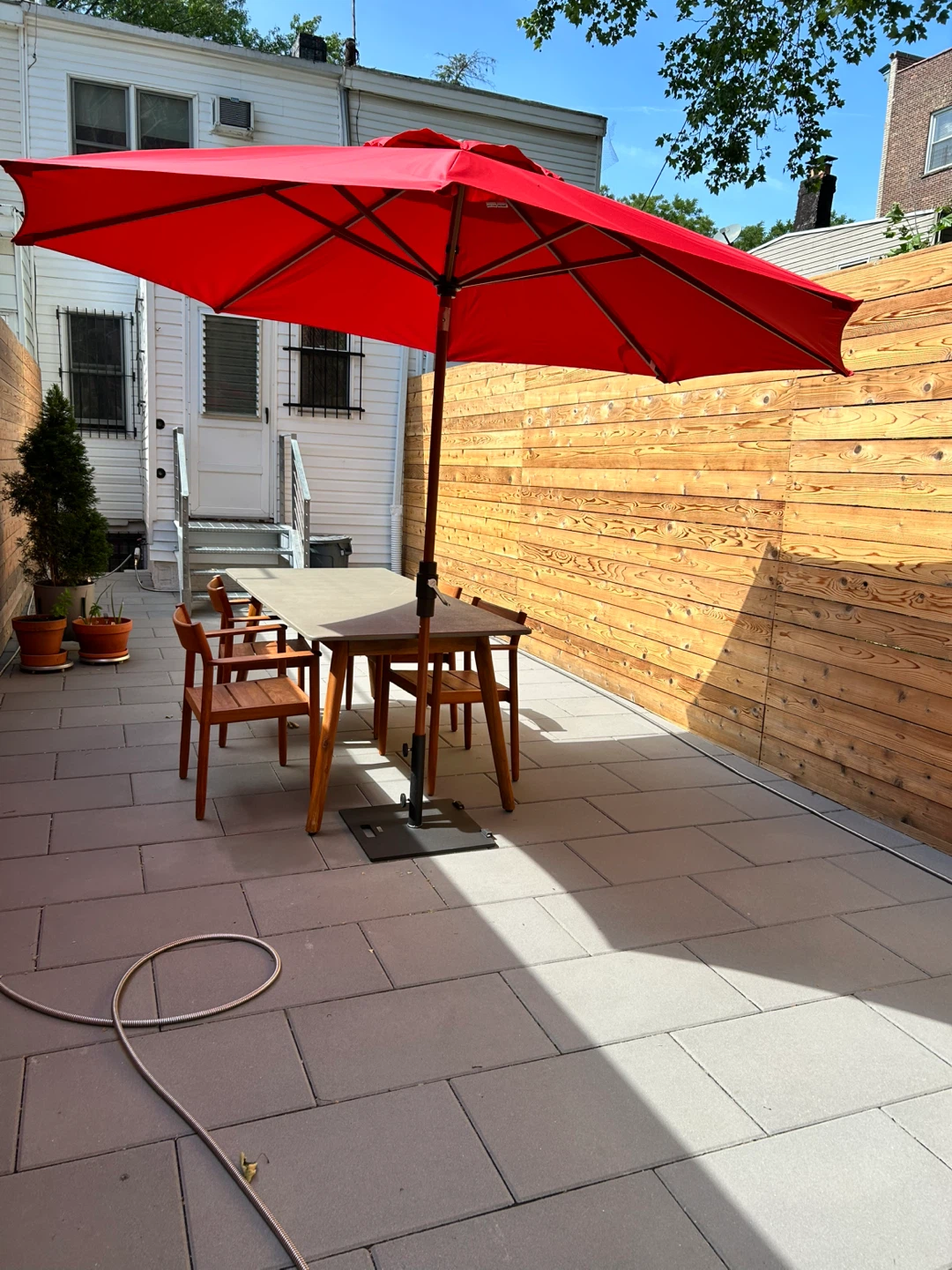 Midtown Red Patio Umbrella with Crank - photo 4