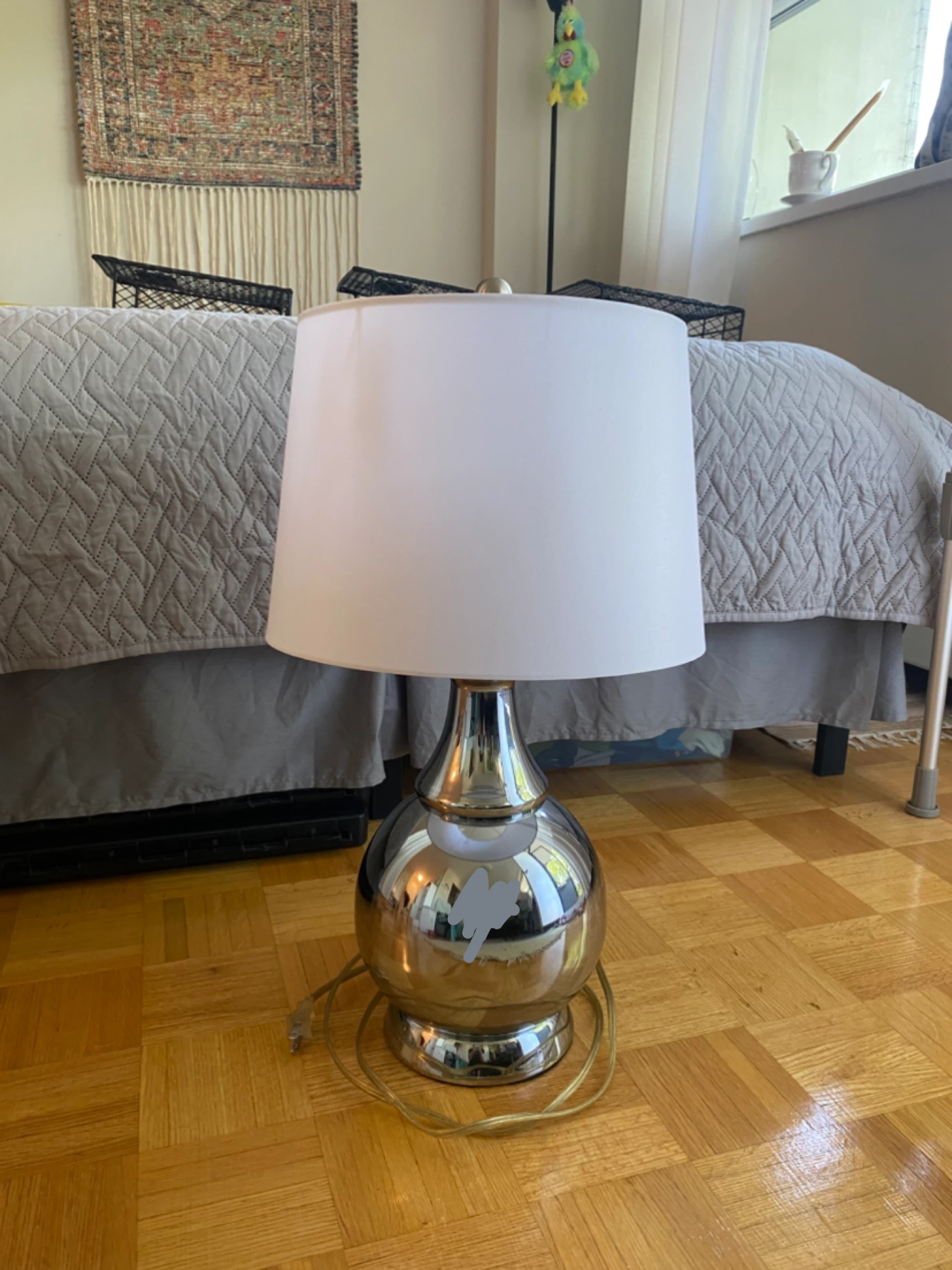 Metallic lamp