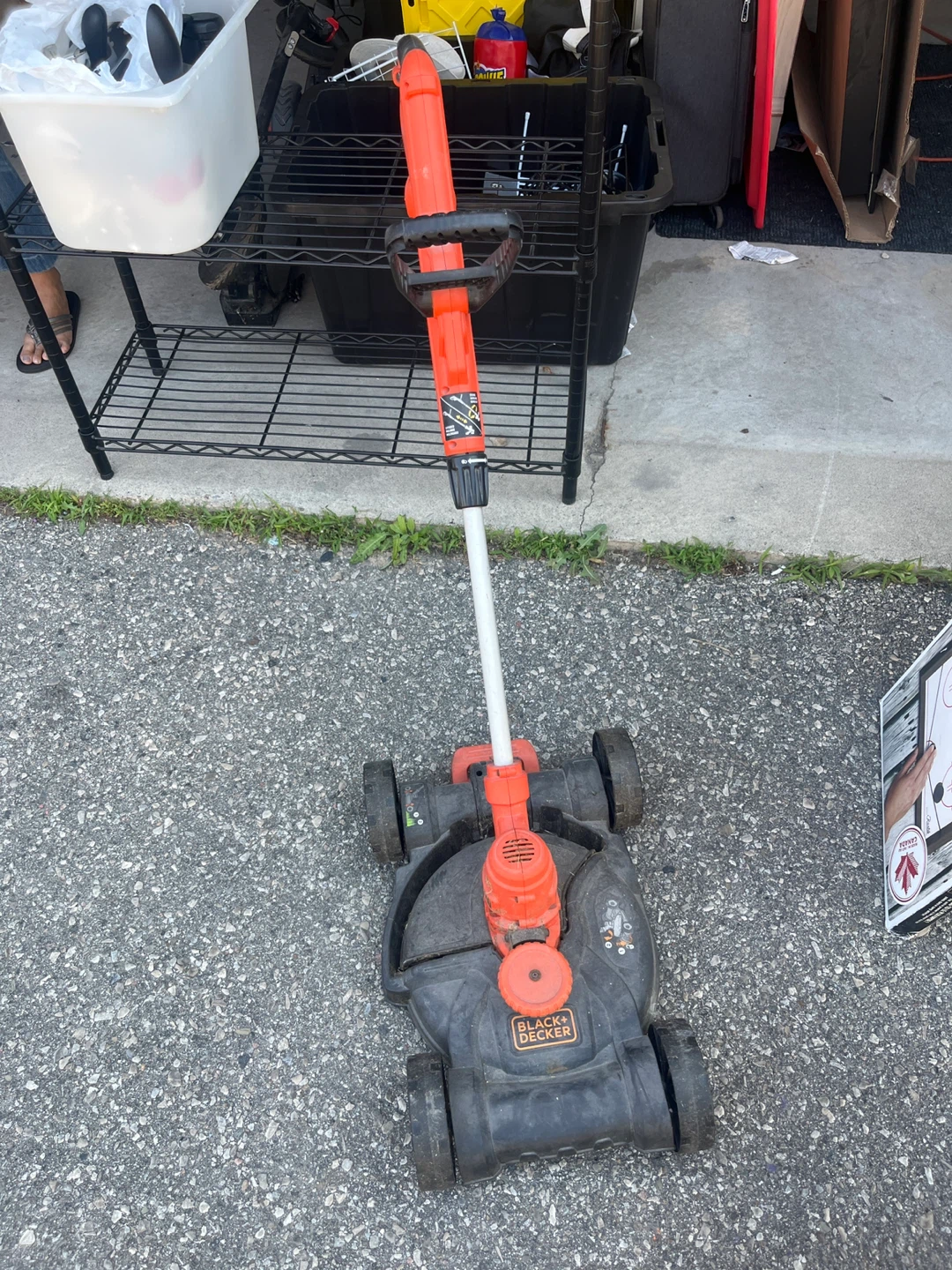 Black+Decker Electric String Trimmer/Edger