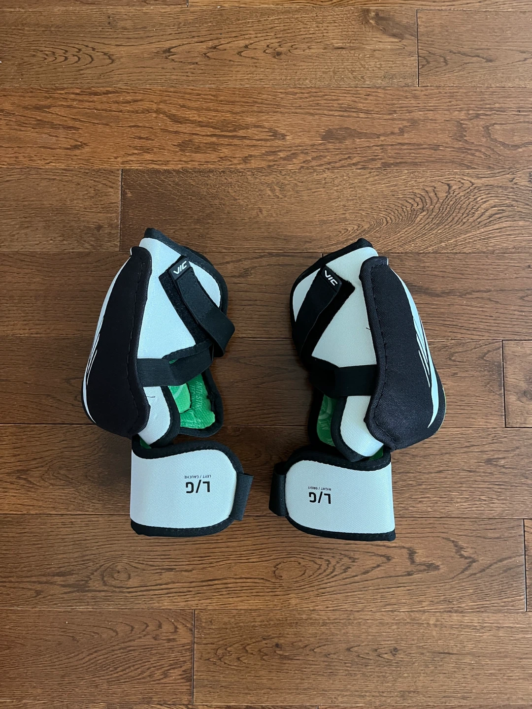 VIC CX2 Hockey Elbow Pads