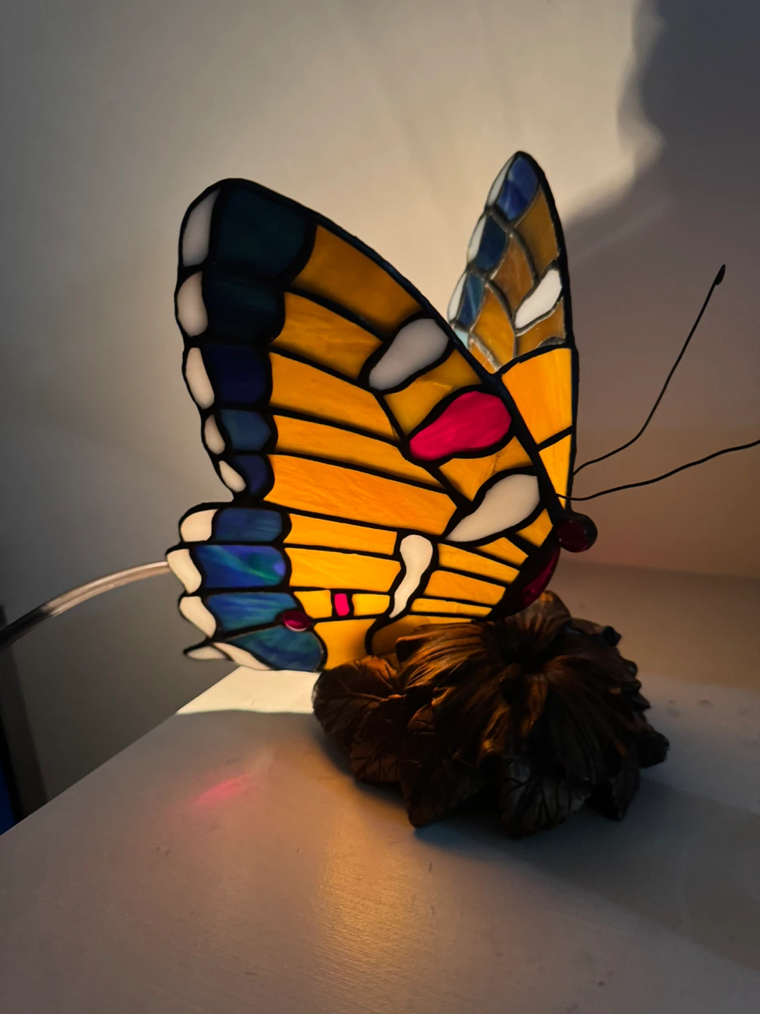 Tiffany Stained Glass Butterfly Lamp - photo 3