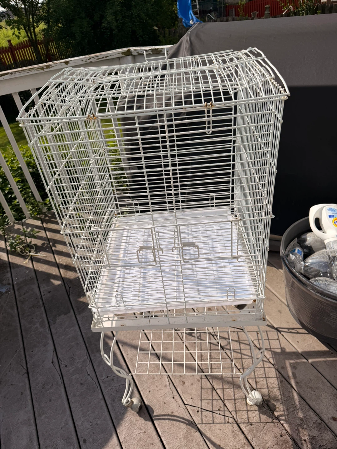 🐦 LARGE BIRD CAGE FOR SALE – GREAT DEAL! 🔥