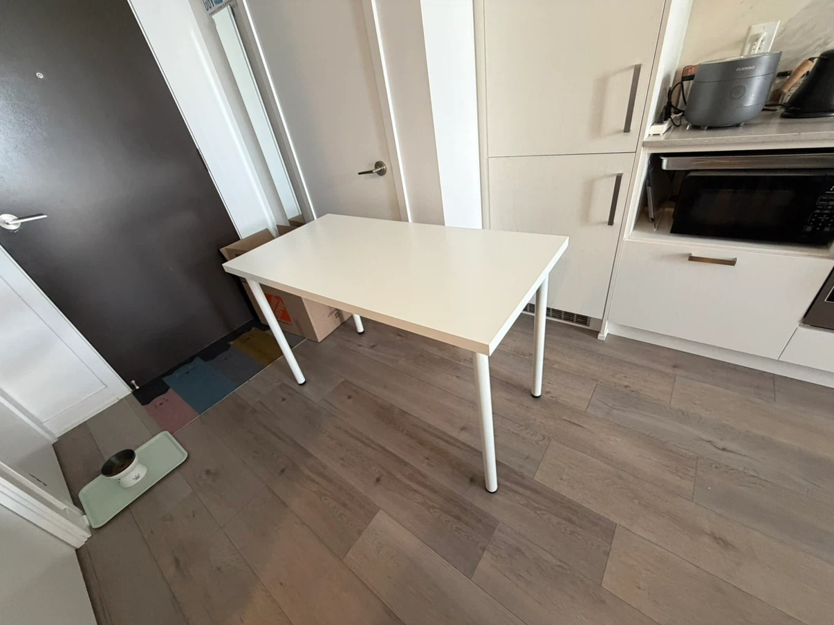 IKEA White Rectangular Table/desk