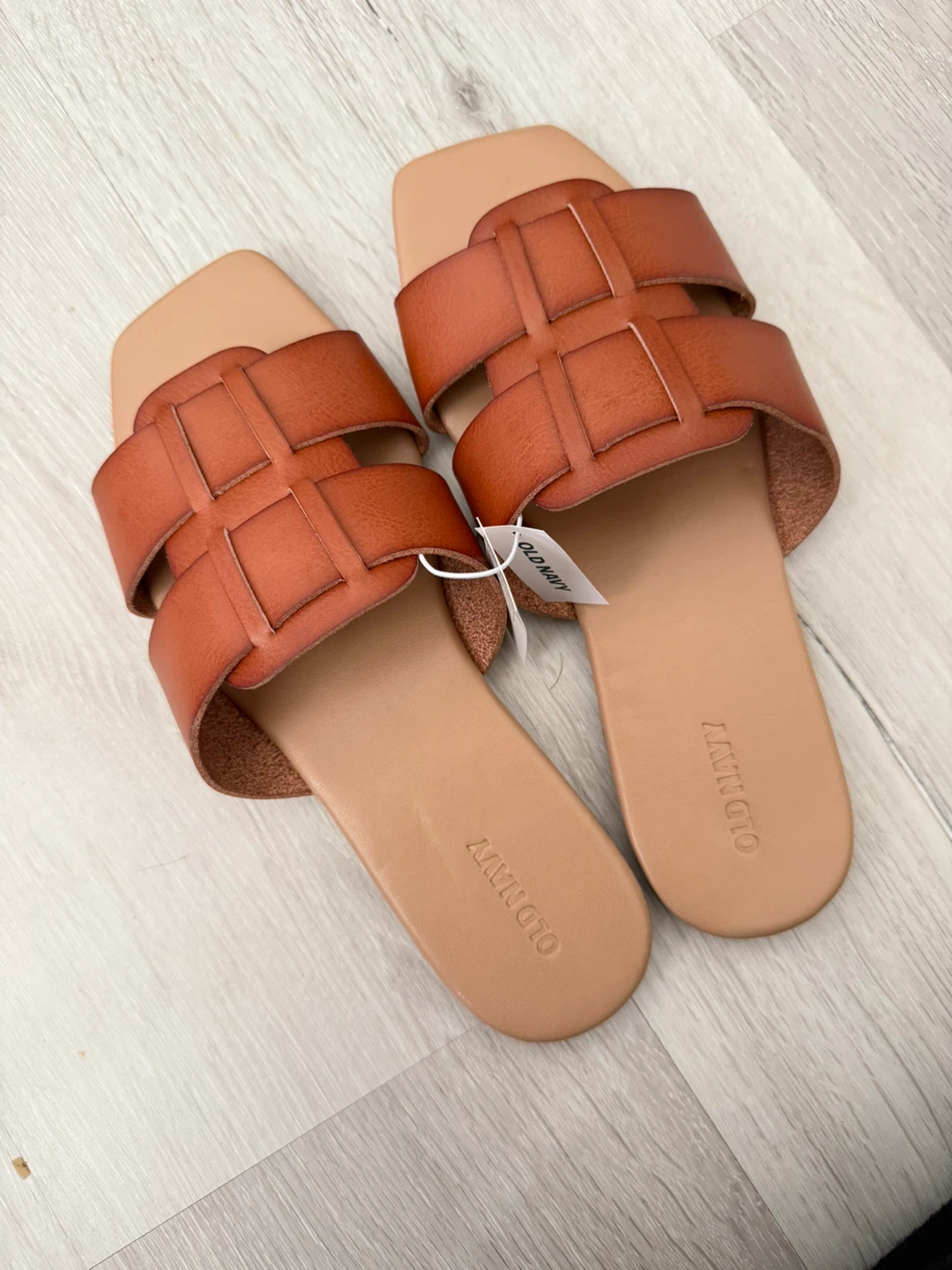 Old Navy Sandals Size 7 - Brand New - photo 3