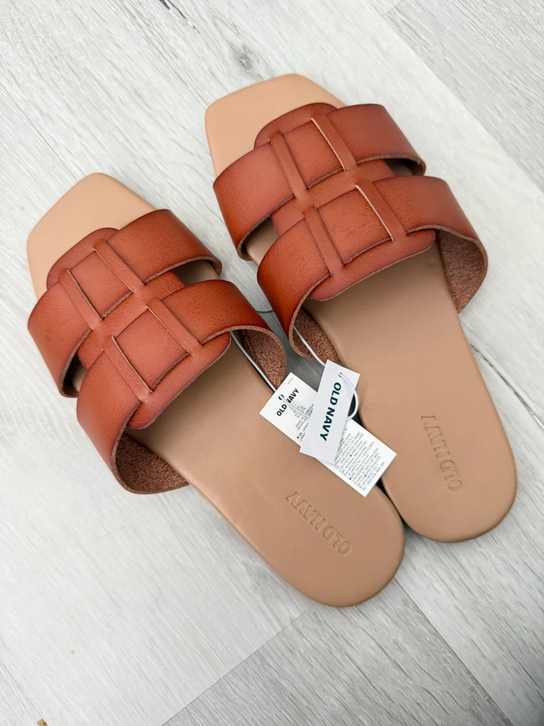 Old Navy Sandals Size 7 - Brand New - photo 4