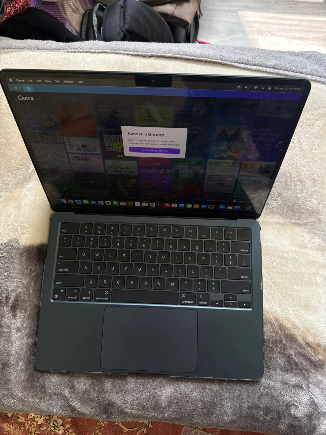 Apple MacBook Air M3 (2025) | 16GB RAM - photo 4
