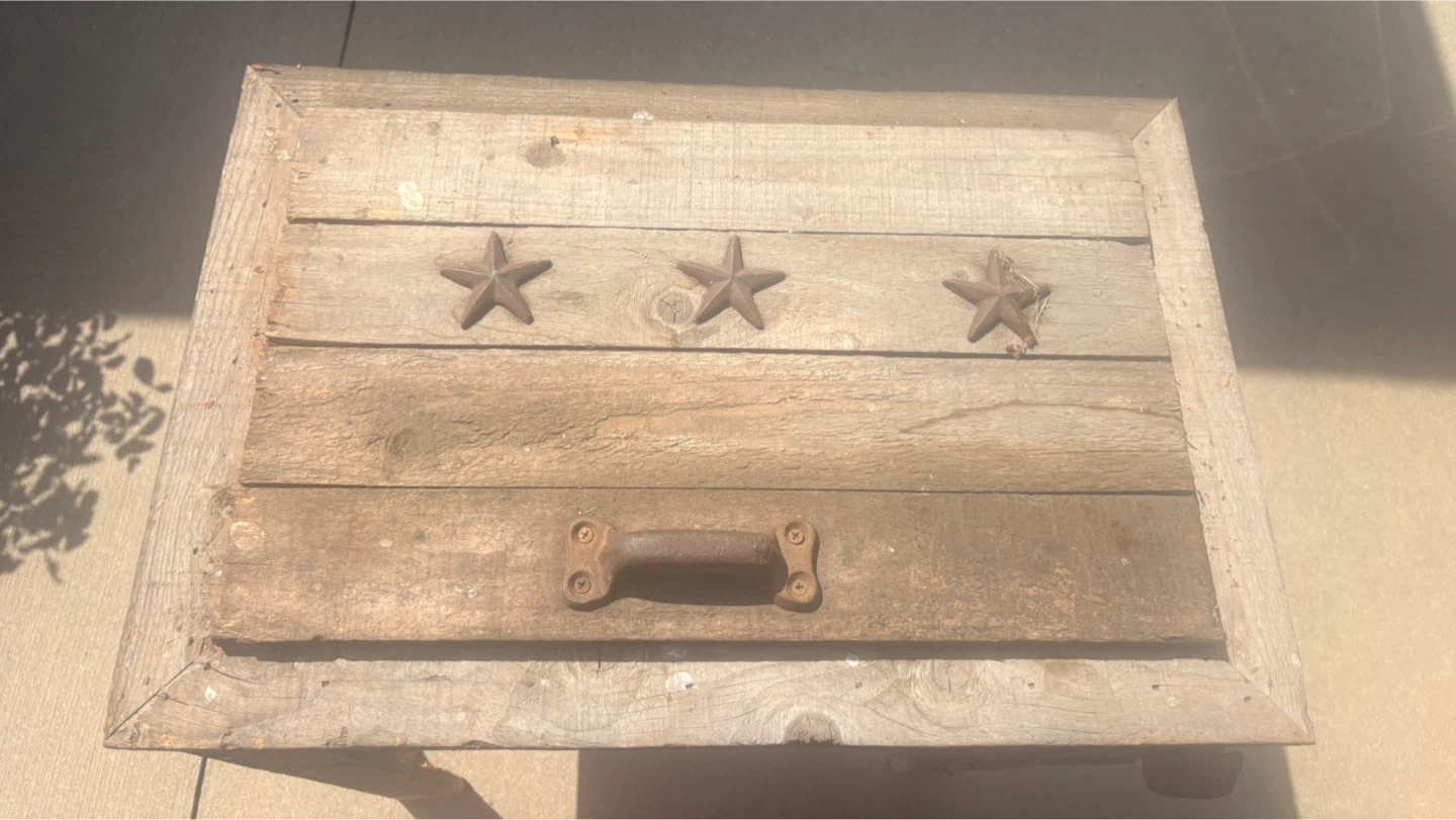 Rustic Wooden Cooler with Bottle Opener - photo 2